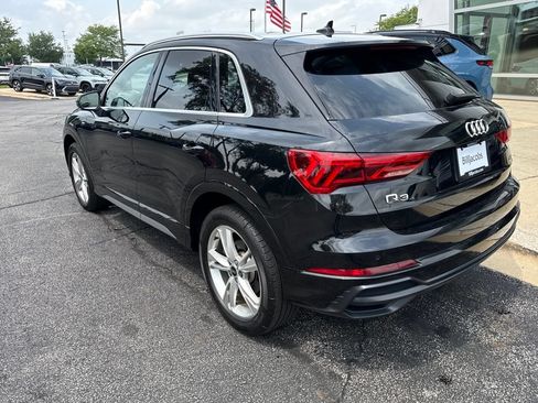Used 2022 Audi Q3 2.0T Premium Plus w/ Premium Plus Package AWD/4WD image 4