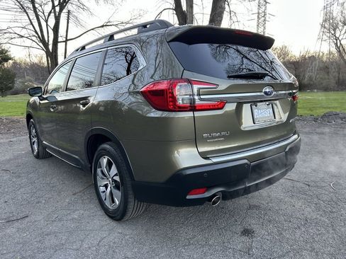 Certified 2023 Subaru Ascent Premium w/ Convenience Package AWD/4WD image 6