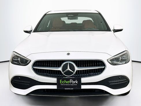 Used 2025 Mercedes-Benz C 300 4MATIC Sedan image 2
