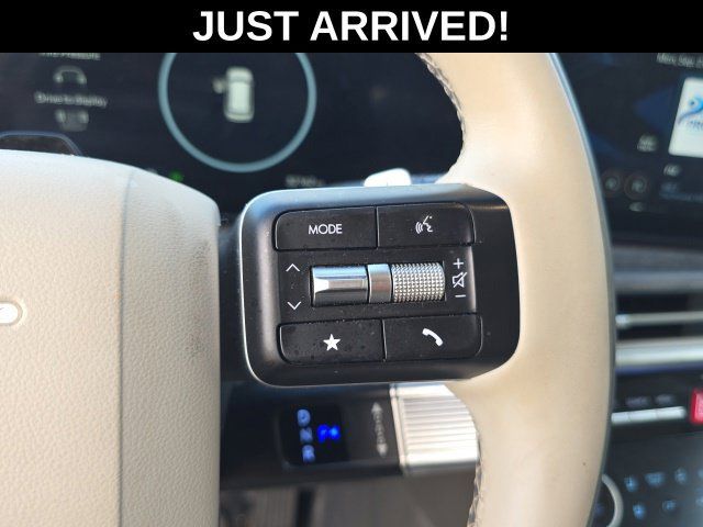 Used 2025 Hyundai Santa Fe Calligraphy FWD image 20