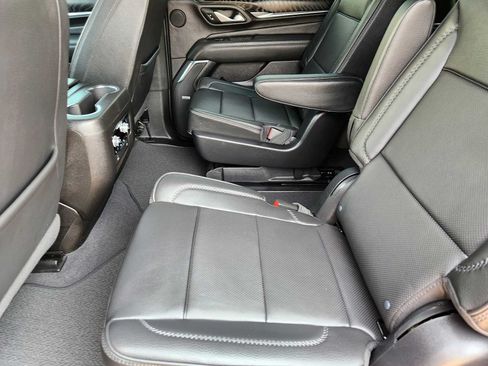 Used 2022 GMC Yukon Denali AWD/4WD image 10