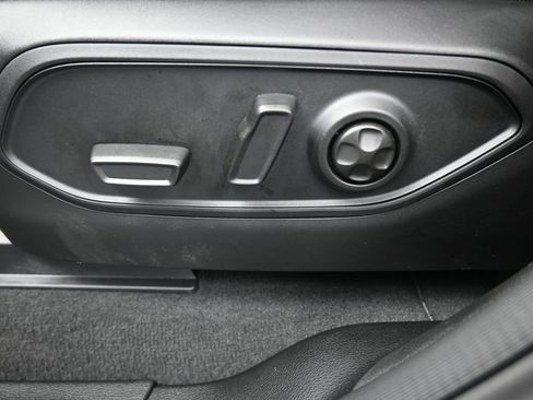 New 2026 Jeep Grand Cherokee Limited image 33