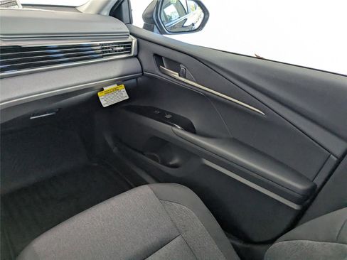 New 2026 Toyota Camry LE image 9