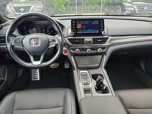 Used 2021 Honda Accord Sport image 9