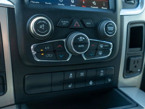 Used 2019 RAM 1500 Warlock AWD/4WD image 25