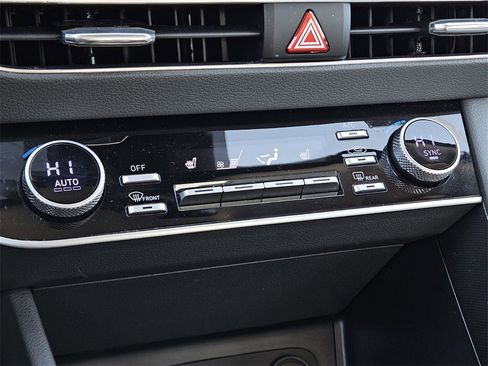 Used 2023 Hyundai Sonata SEL image 17