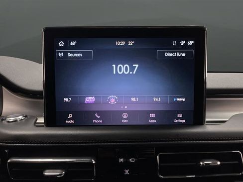 Used 2023 Lincoln Aviator AWD w/ Premium Package image 19