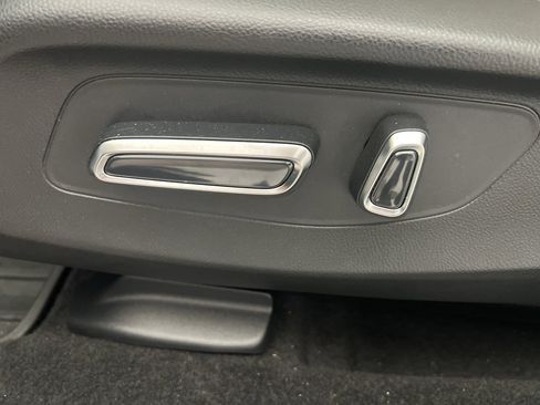 Used 2025 Acura ADX A-Spec image 13