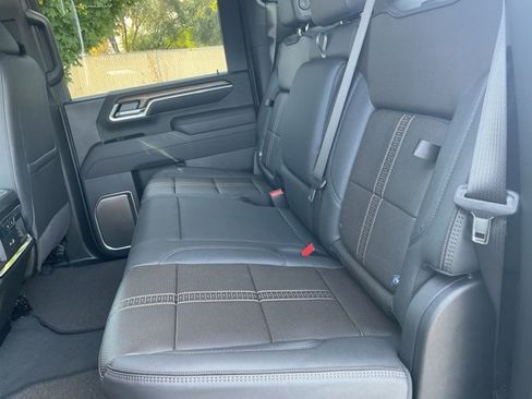 New 2026 Chevrolet Silverado 3500 High Country w/ High Country Premium Package image 24