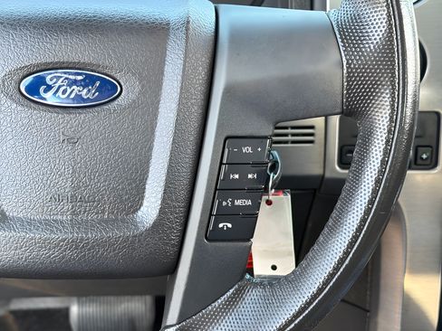 Used 2014 Ford F150 Raptor w/ Equipment Group 801A Luxury AWD/4WD image 43