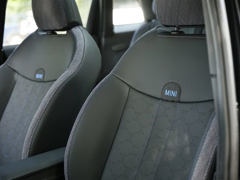 New 2026 MINI Cooper 4-Door Hardtop FWD image 21