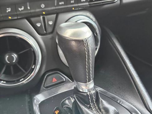 Used 2019 Chevrolet Camaro LT image 13