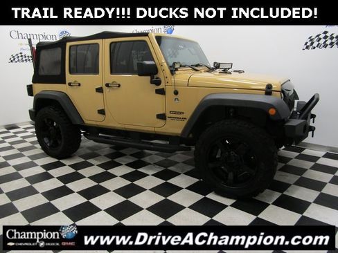 Used 2013 Jeep Wrangler Unlimited Sport image 1