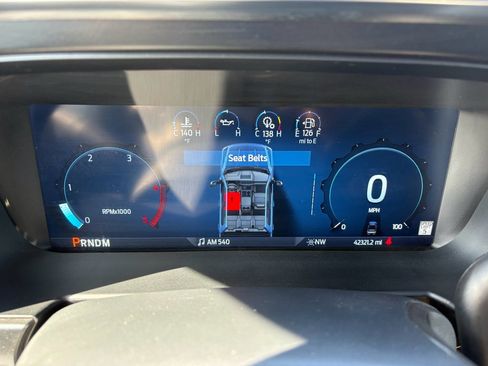 Used 2024 Ford F350 Platinum w/ FX4 Off-Road Package image 18