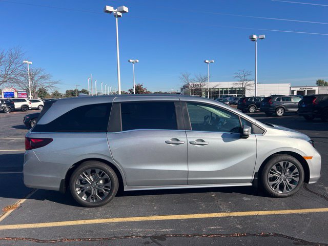 New 2027 Honda Odyssey Touring image 6