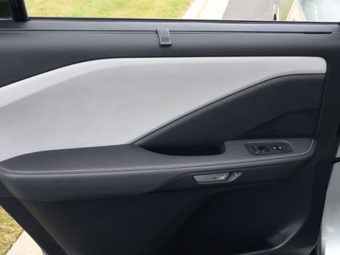 Certified 2025 Lexus TX 350 FWD w/ Technology Package image 36