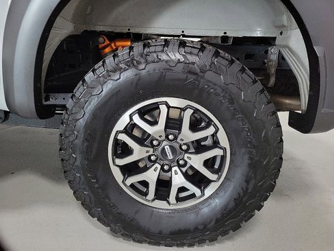 Used 2023 Ford F150 Raptor image 8