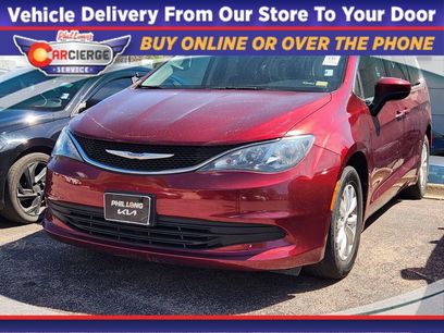 Used 2017 Chrysler Pacifica Touring w/ Tire & Wheel Group