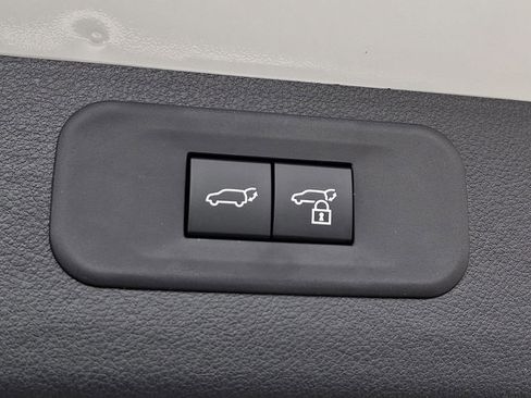 New 2026 Lexus TX 500h AWD image 16