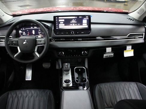 New 2025 Mitsubishi Outlander SEL image 20