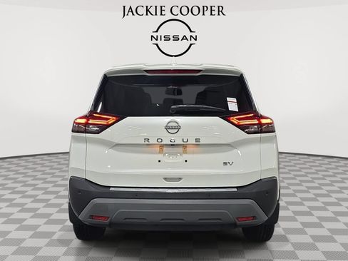 Used 2022 Nissan Rogue SV FWD image 6