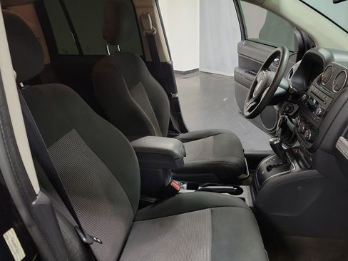 Used 2017 Jeep Compass Sport w/ Power Value Group AWD/4WD image 21