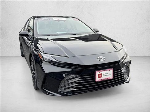 Certified 2025 Toyota Camry XLE image 3