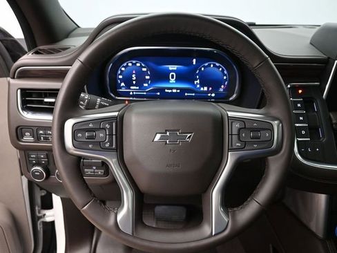 Used 2024 Chevrolet Tahoe Z71 w/ Luxury Package image 30