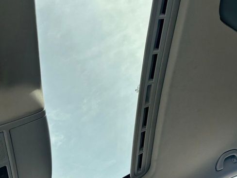 Used 2016 Volkswagen Jetta SEL image 19