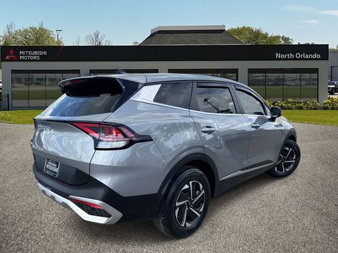 Used 2023 Kia Sportage LX image 5