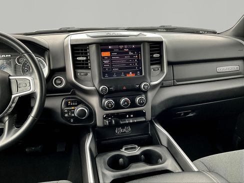 Used 2022 RAM 1500 Big Horn AWD/4WD image 8