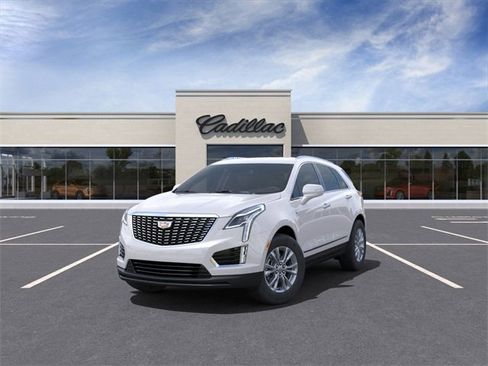 New 2025 Cadillac XT5 Luxury w/ LPO, Floor Liner Package image 8