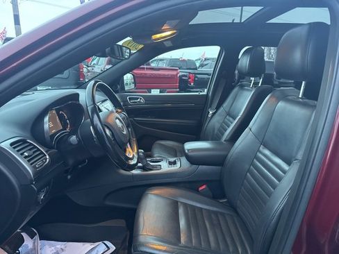 Used 2019 Jeep Grand Cherokee Limited X image 25