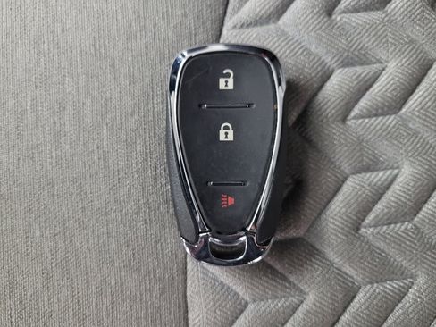 Used 2022 Chevrolet Equinox LS w/ LPO, Floor Liner Package image 32