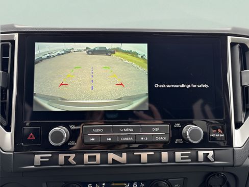 Certified 2025 Nissan Frontier SV w/ SV Convenience Package RWD image 18