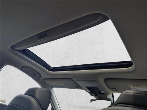 Used 2024 Honda Accord Touring image 19
