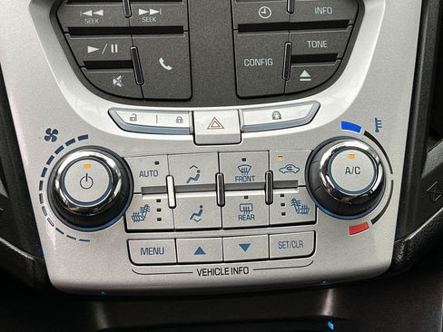 Used 2013 Chevrolet Equinox LT w/ Safety Package FWD image 18