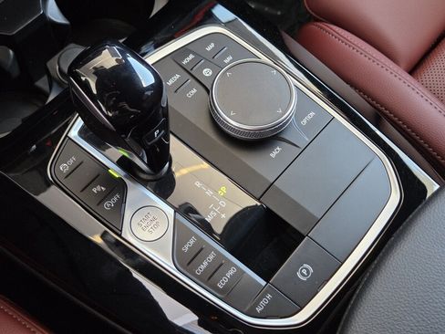 Used 2023 BMW X3 sDrive30i w/ Premium Package RWD image 32