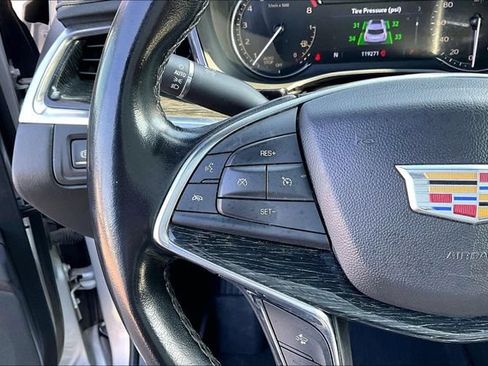 Used 2020 Cadillac XT5 Premium Luxury FWD image 18