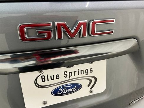 Used 2024 GMC Terrain AT4 w/ Tech Package AWD/4WD image 5