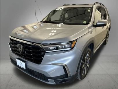 Certified 2023 Honda Pilot Touring