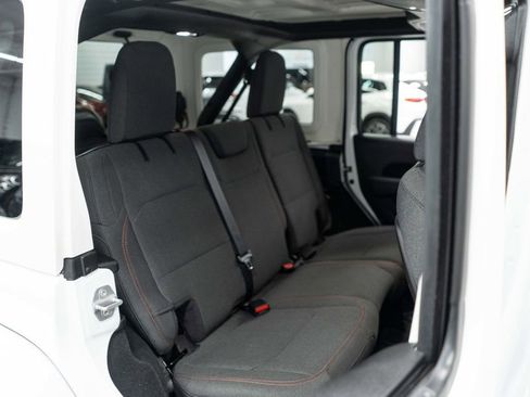 Used 2026 Jeep Wrangler Unlimited Rubicon w/ Safety Group AWD/4WD image 13
