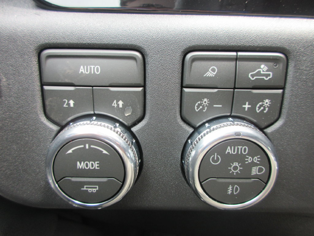 New 2026 GMC Sierra 1500 Elevation w/ Elevation Premium Package AWD/4WD image 17