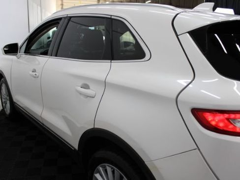 Used 2019 Lincoln MKC Premiere FWD image 6