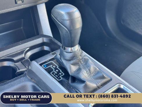 Used 2017 Toyota Tacoma SR5 w/ Tow Package image 12