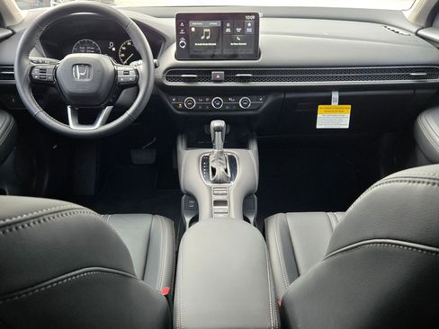 Used 2026 Honda HR-V EX-L image 16
