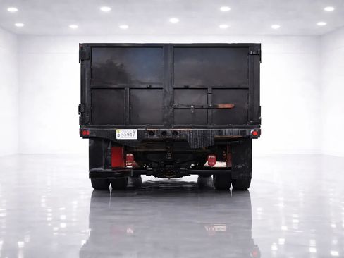 Used 2020 Ford F550 2WD Crew Cab Super Duty w/ Power Equipment Group image 4