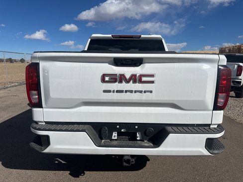 Used 2024 GMC Sierra 1500 Pro w/ Graphite Edition image 5