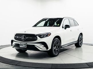 Used 2025 Mercedes-Benz GLC 300 4MATIC video 3