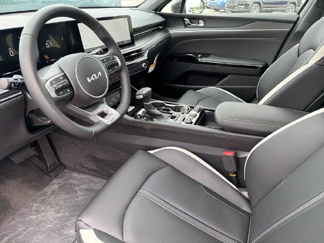 New 2026 Kia K5 GT-Line FWD image 18